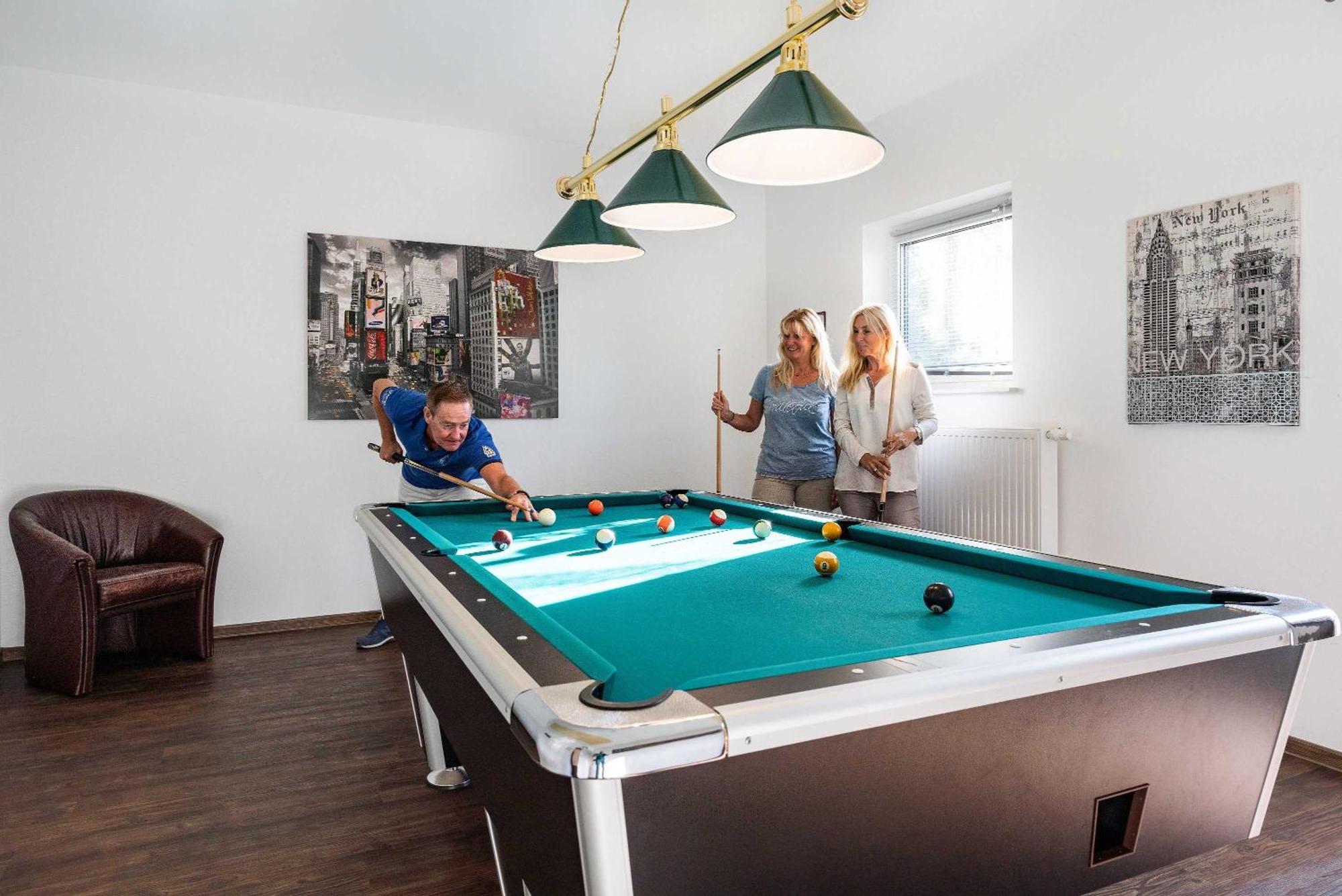 Appartement "Traumzeit" Mit Penthouseflair - Oase Am Haff Garz  الغرفة الصورة